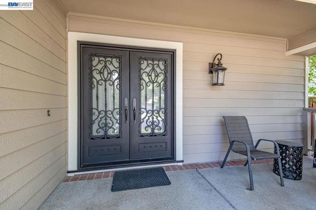620 Amberwood Way, Livermore, CA 94551