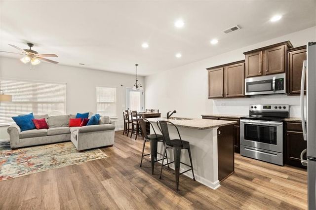 1206 Creel Lane, Atlanta, GA 30349