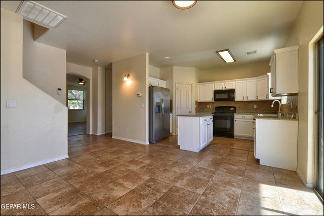 5024 COPPER RANCH Avenue, El Paso, TX 79934