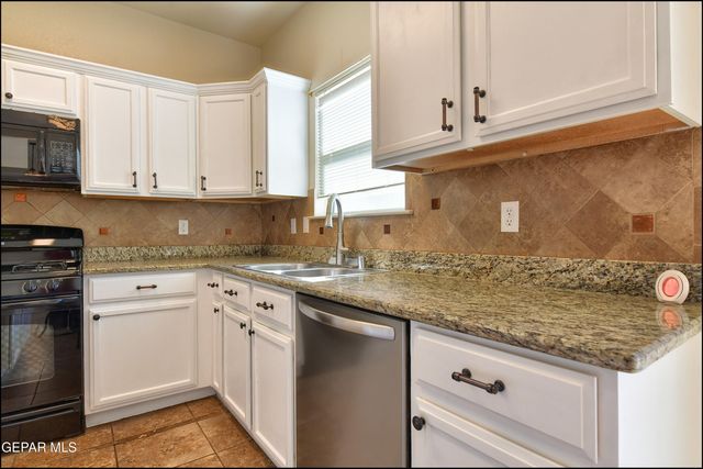 5024 COPPER RANCH Avenue, El Paso, TX 79934