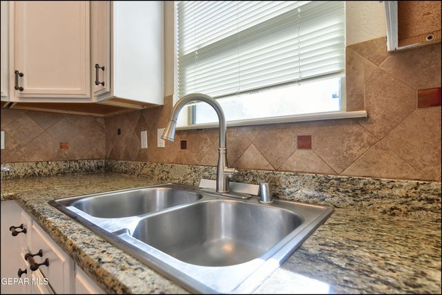 5024 COPPER RANCH Avenue, El Paso, TX 79934