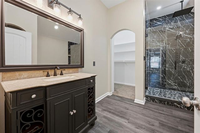 2708 Burchill Road S, Fort Worth, TX 76105