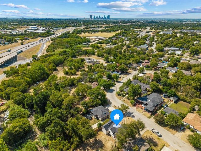 2708 Burchill Road S, Fort Worth, TX 76105
