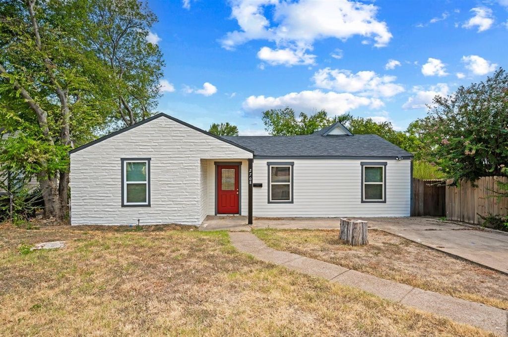 2708 Burchill Road S, Fort Worth, TX 76105