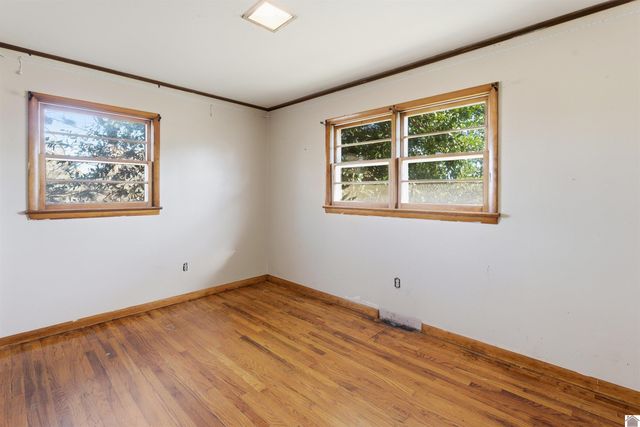 5045 Contest Road, Paducah, KY 42001