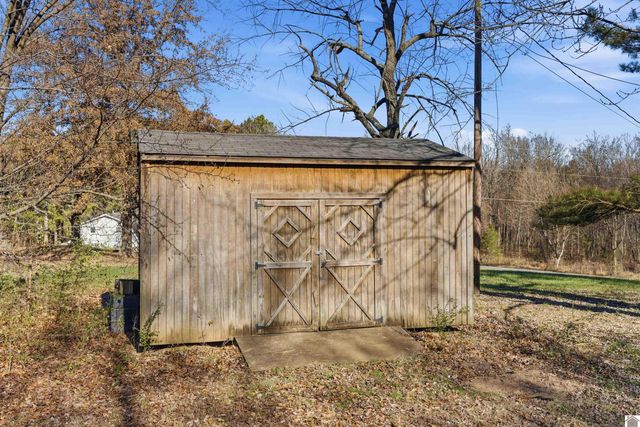 5045 Contest Road, Paducah, KY 42001