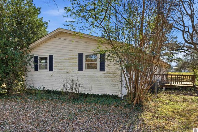 5045 Contest Road, Paducah, KY 42001