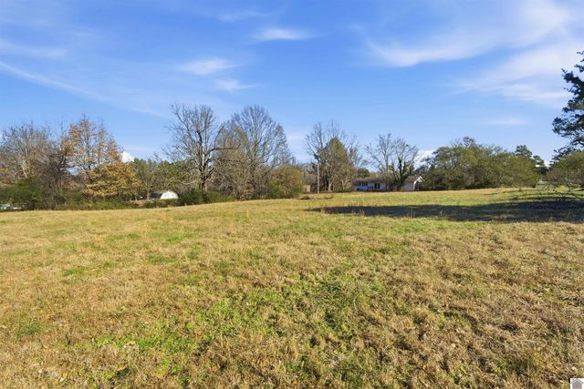 5045 Contest Road, Paducah, KY 42001