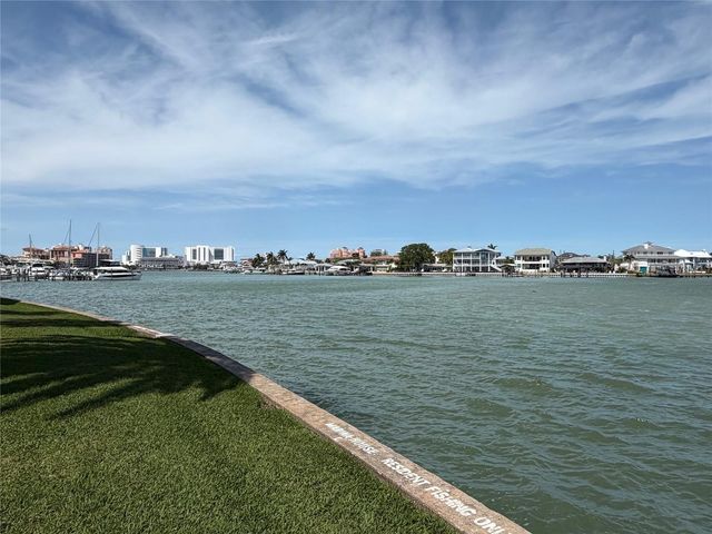 868 BAYWAY BOULEVARD 210, Clearwater Beach, FL 33767