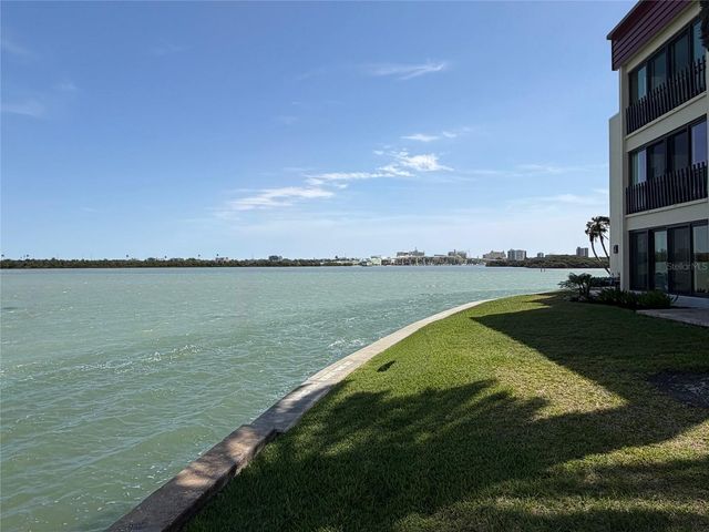 868 BAYWAY BOULEVARD 210, Clearwater Beach, FL 33767
