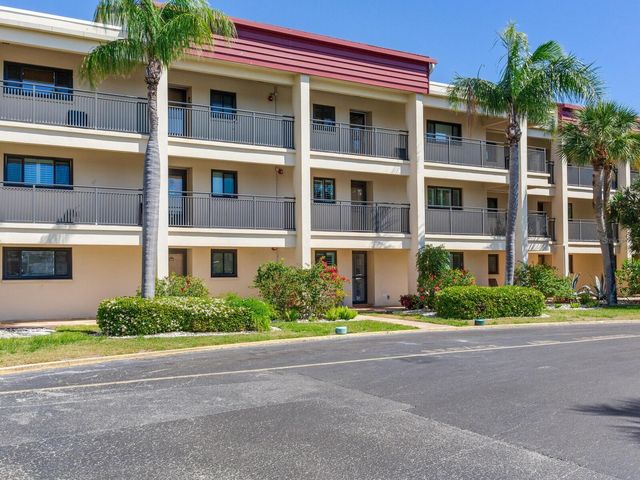 868 BAYWAY BOULEVARD 210, Clearwater Beach, FL 33767