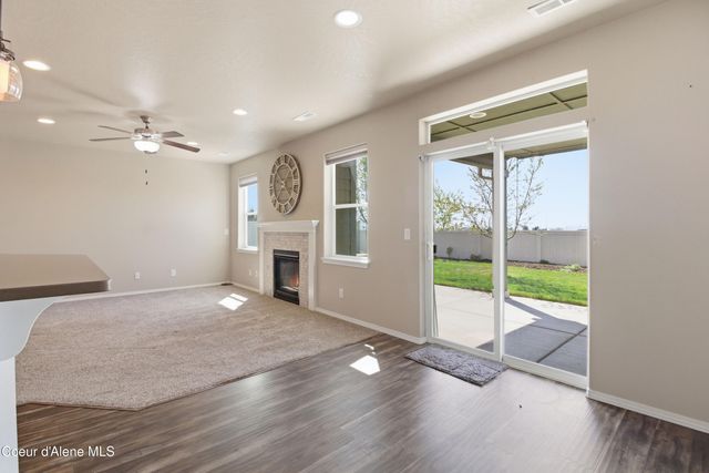 13005 N Loveland WAY, Hayden, ID 83835