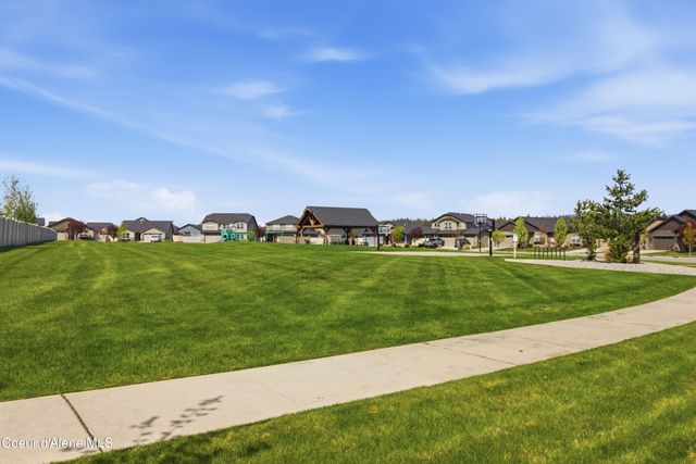 13005 N Loveland WAY, Hayden, ID 83835