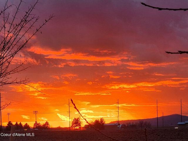 13005 N Loveland WAY, Hayden, ID 83835