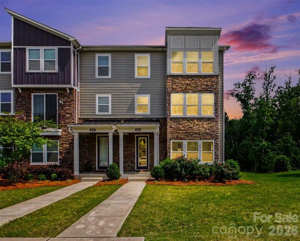2845 Ensemble Court, Charlotte, NC 28262