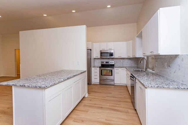 2152 Glenhill Road, Colorado Springs, CO 80906