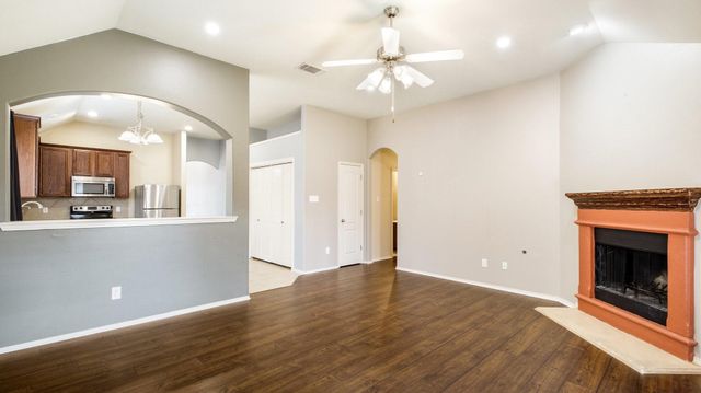 5209 Bear Valley Drive, Mckinney, TX 75071