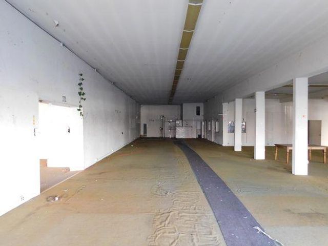 7201 International Boulevard, Oakland, CA 94621