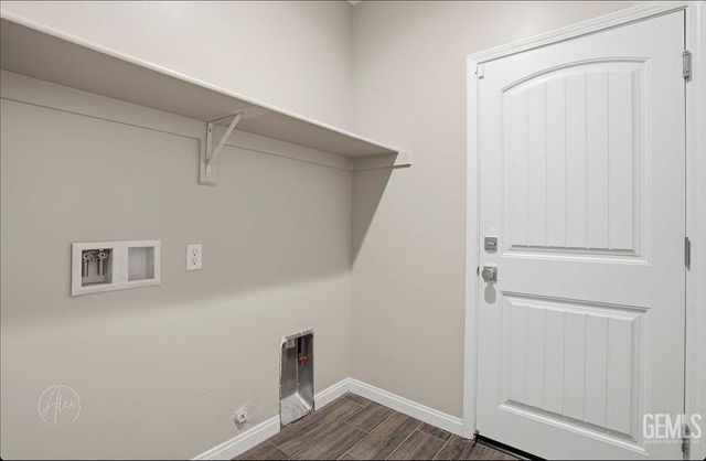 8504 Kowa Street, Bakersfield, CA 93314