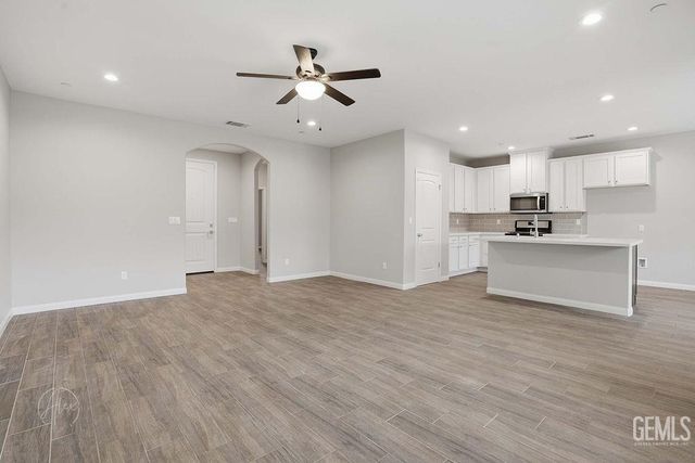 8504 Kowa Street, Bakersfield, CA 93314