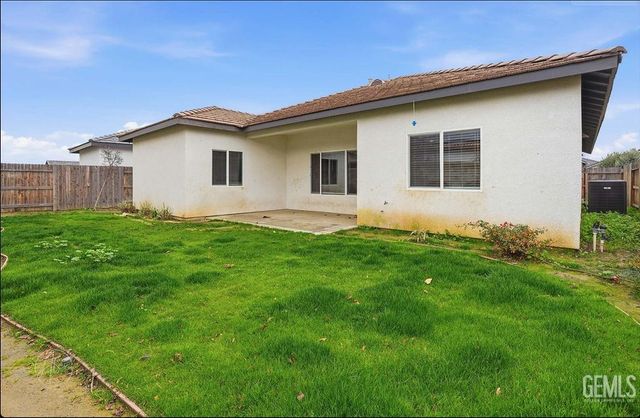 8504 Kowa Street, Bakersfield, CA 93314