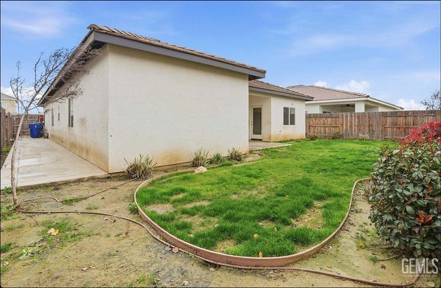 8504 Kowa Street, Bakersfield, CA 93314