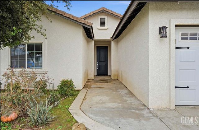 8504 Kowa Street, Bakersfield, CA 93314