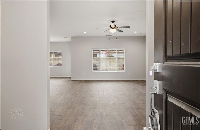 8504 Kowa Street, Bakersfield, CA 93314