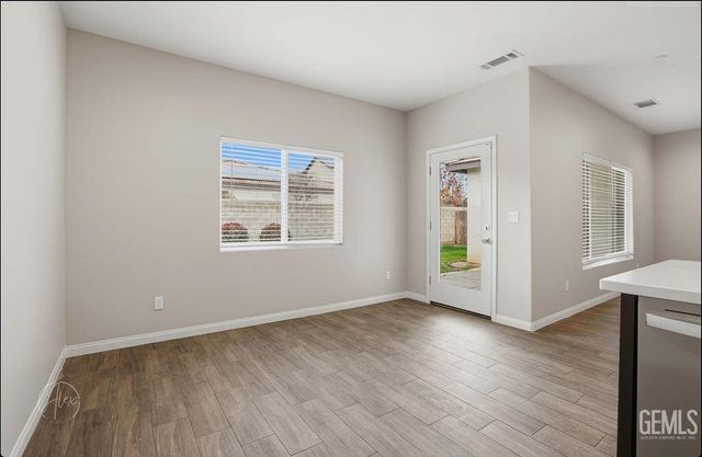 8504 Kowa Street, Bakersfield, CA 93314