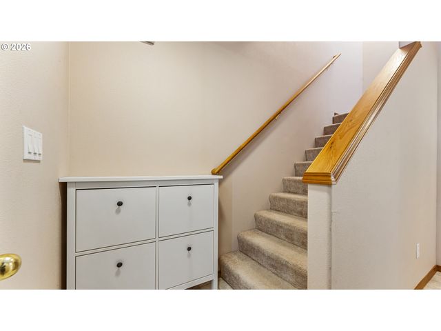 1919 26TH Ave 2, Forest Grove, OR 97116