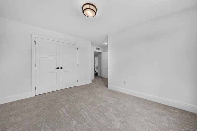 56681 Via Toscana Street, Macomb, MI 48042