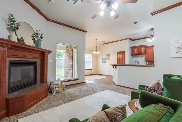 11016 NW 101 Street, Yukon, OK 73099