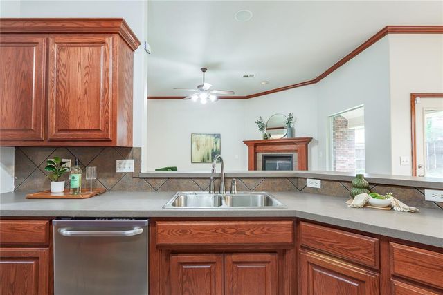 11016 NW 101 Street, Yukon, OK 73099