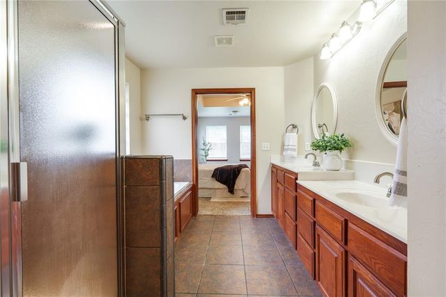 11016 NW 101 Street, Yukon, OK 73099