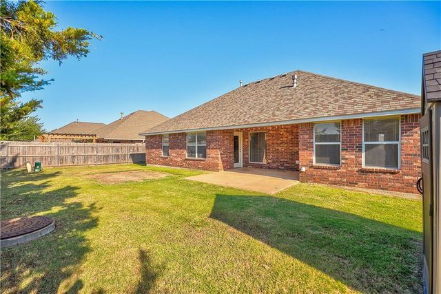 11016 NW 101 Street, Yukon, OK 73099