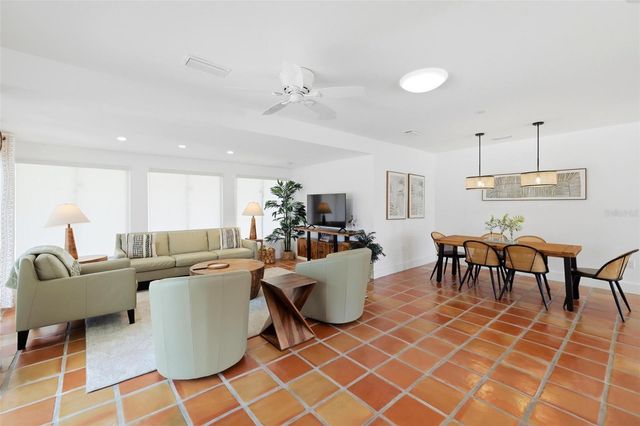 409 N WASHINGTON DRIVE, Sarasota, FL 34236