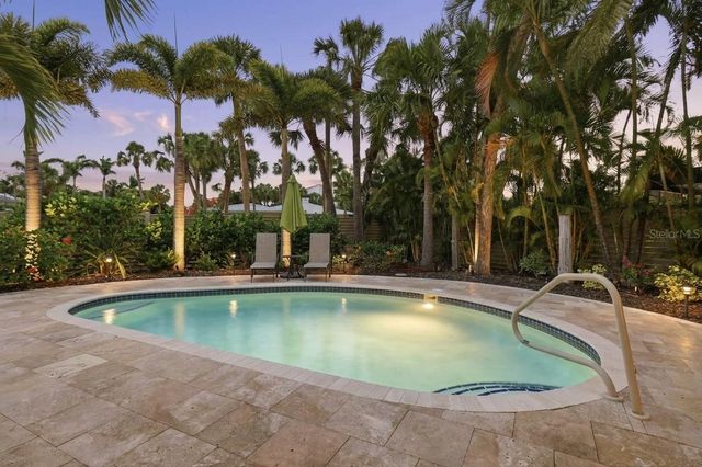 409 N WASHINGTON DRIVE, Sarasota, FL 34236