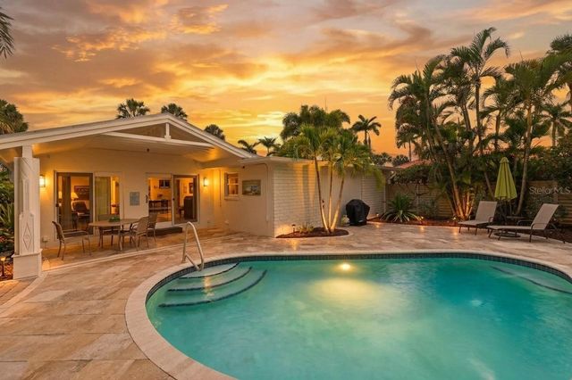 409 N WASHINGTON DRIVE, Sarasota, FL 34236