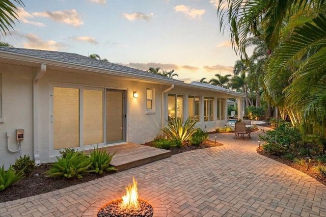 409 N WASHINGTON DRIVE, Sarasota, FL 34236