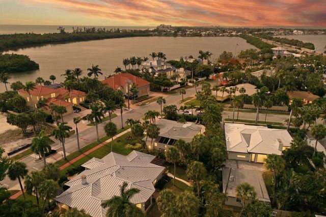 409 N WASHINGTON DRIVE, Sarasota, FL 34236
