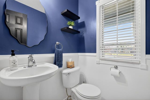 1635 S Tara Falls Ct, Wichita, KS 67207