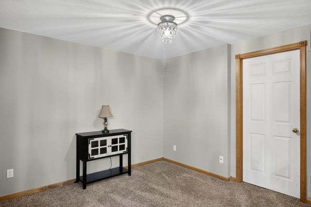 1635 S Tara Falls Ct, Wichita, KS 67207