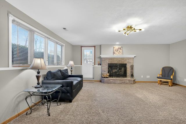 1635 S Tara Falls Ct, Wichita, KS 67207