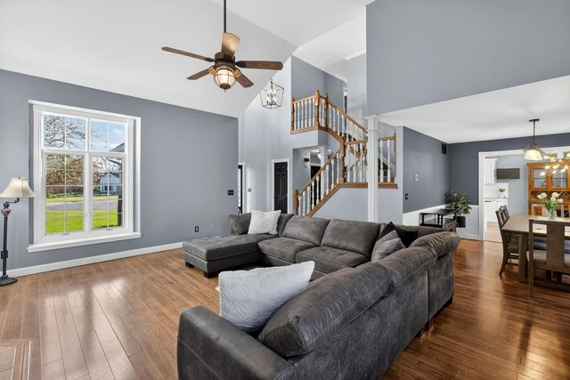 1635 S Tara Falls Ct, Wichita, KS 67207