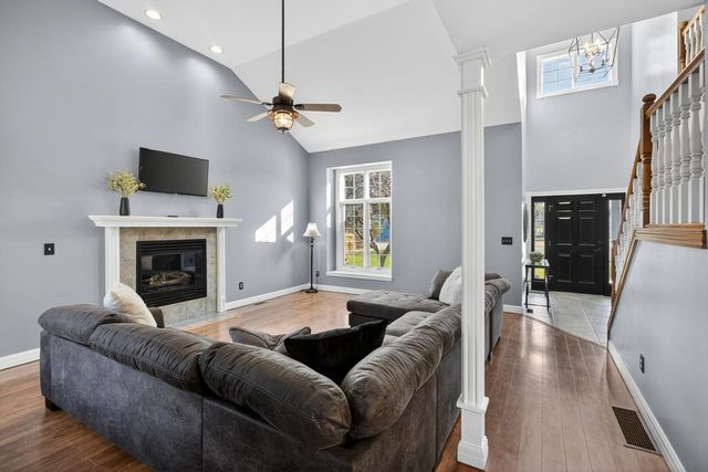 1635 S Tara Falls Ct, Wichita, KS 67207