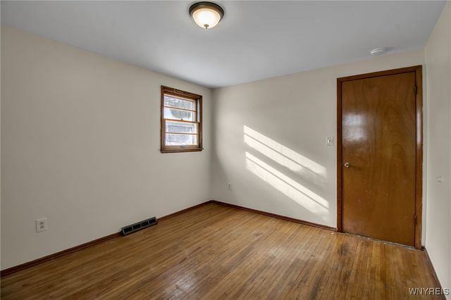 201 Marrano Parkway LEFT, Cheektowaga, NY 14227