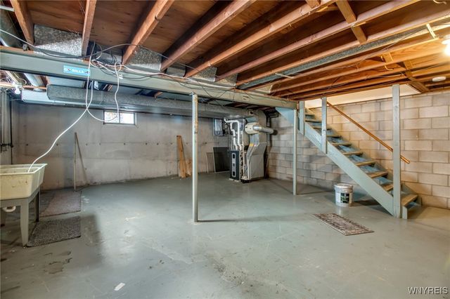 201 Marrano Parkway LEFT, Cheektowaga, NY 14227