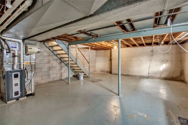 201 Marrano Parkway LEFT, Cheektowaga, NY 14227