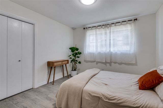 1906 Woodoak Drive, Irving, TX 75060