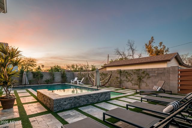 4016 E OAK Street, Phoenix, AZ 85008
